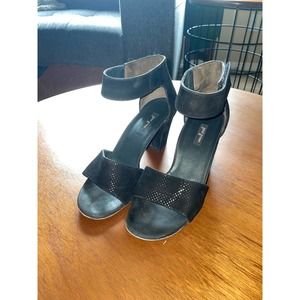 Paul Green Mackenzie ankle strap heels Black Suede Size 4 US 6.5